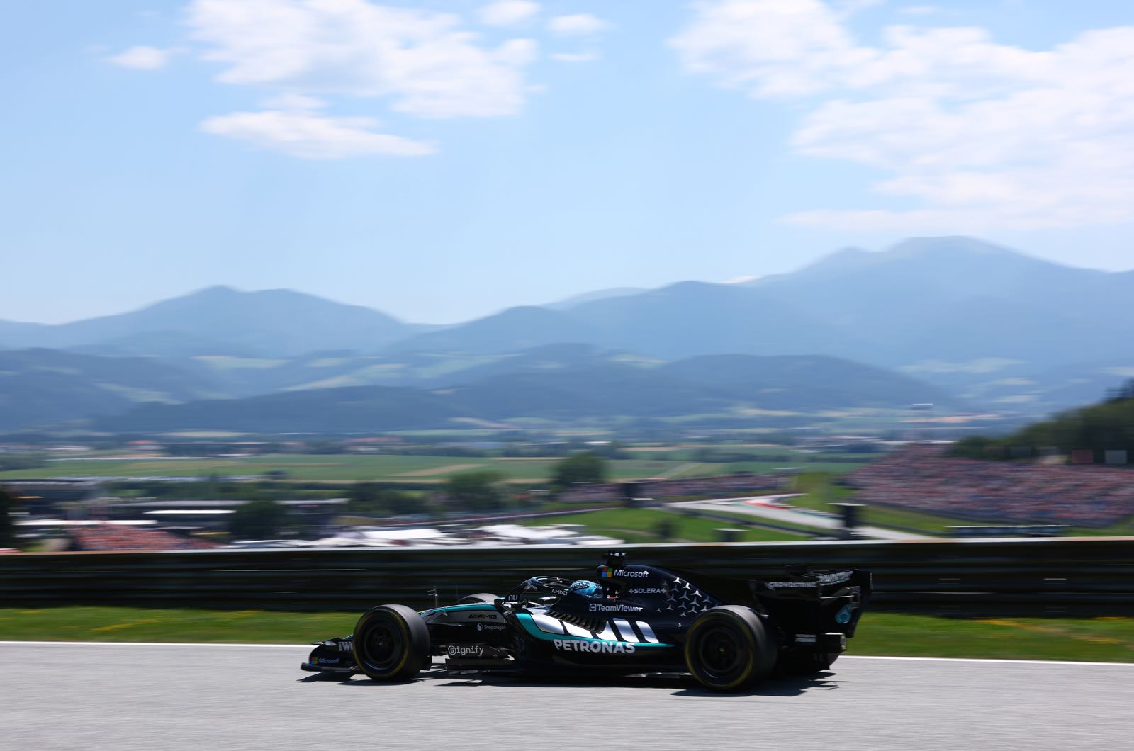 Qualifying Report - Russell secures Austrian pole