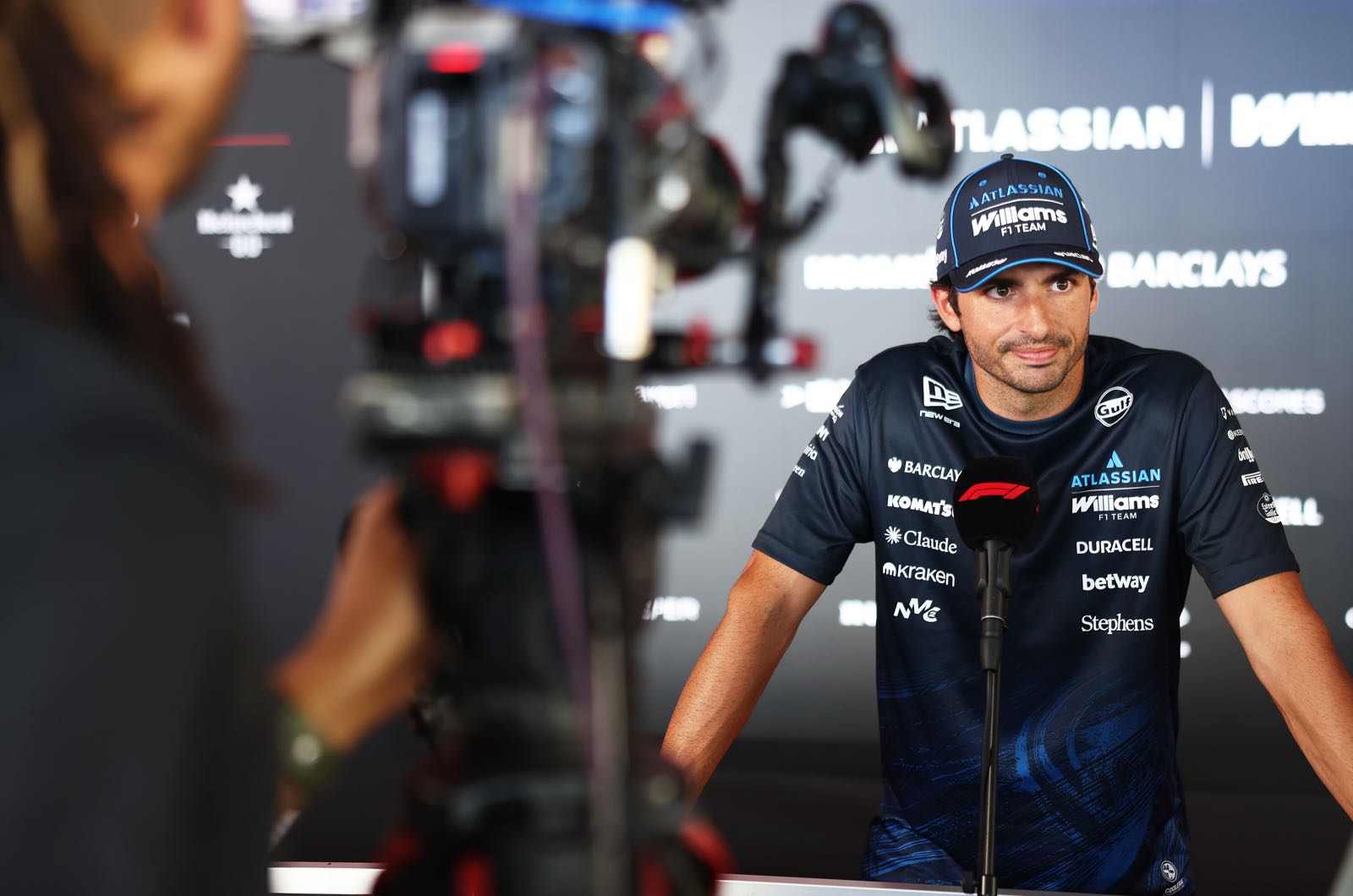 Sainz pledges free time, Vowles dismisses exit fears