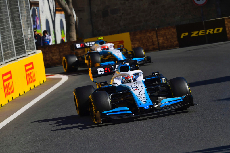 Russell denies wanting to leave Williams