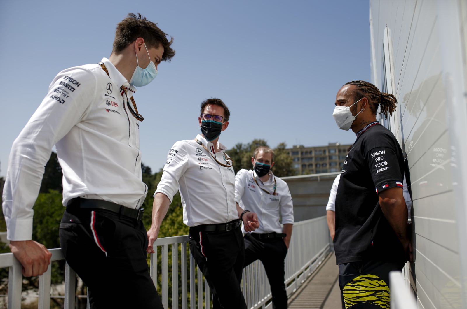 Vettel, Wolff back Hamilton over racing costs