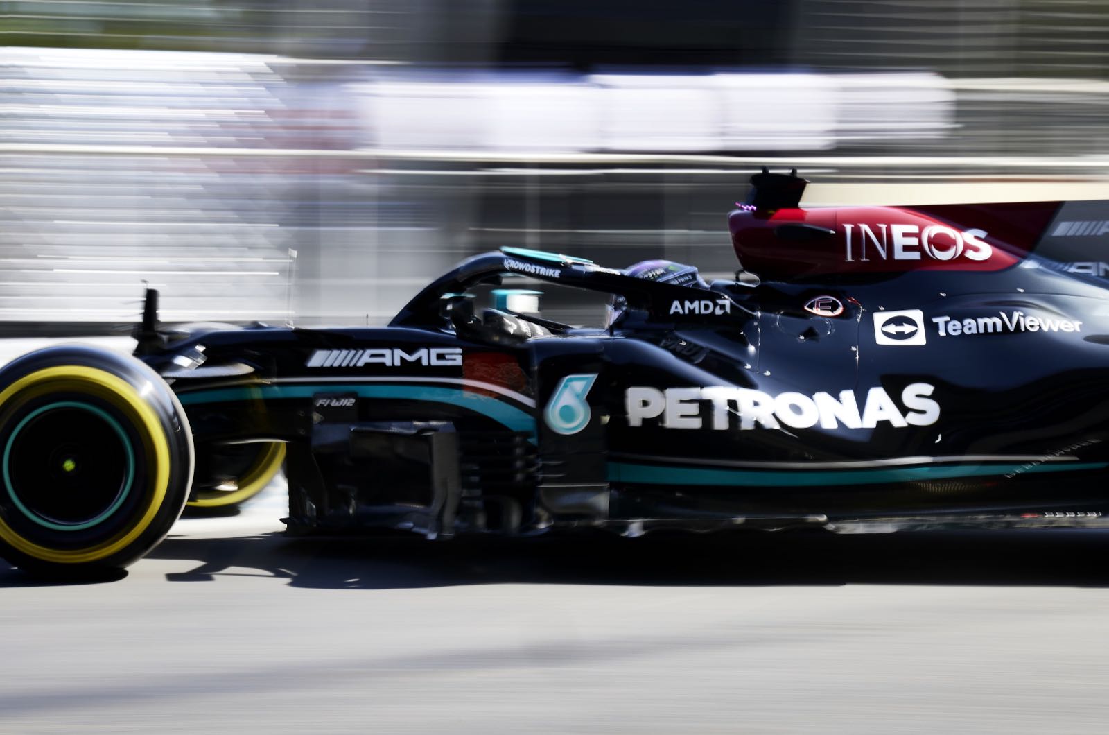 Alarmed Wolff won't turn 2022 car plans upside down
