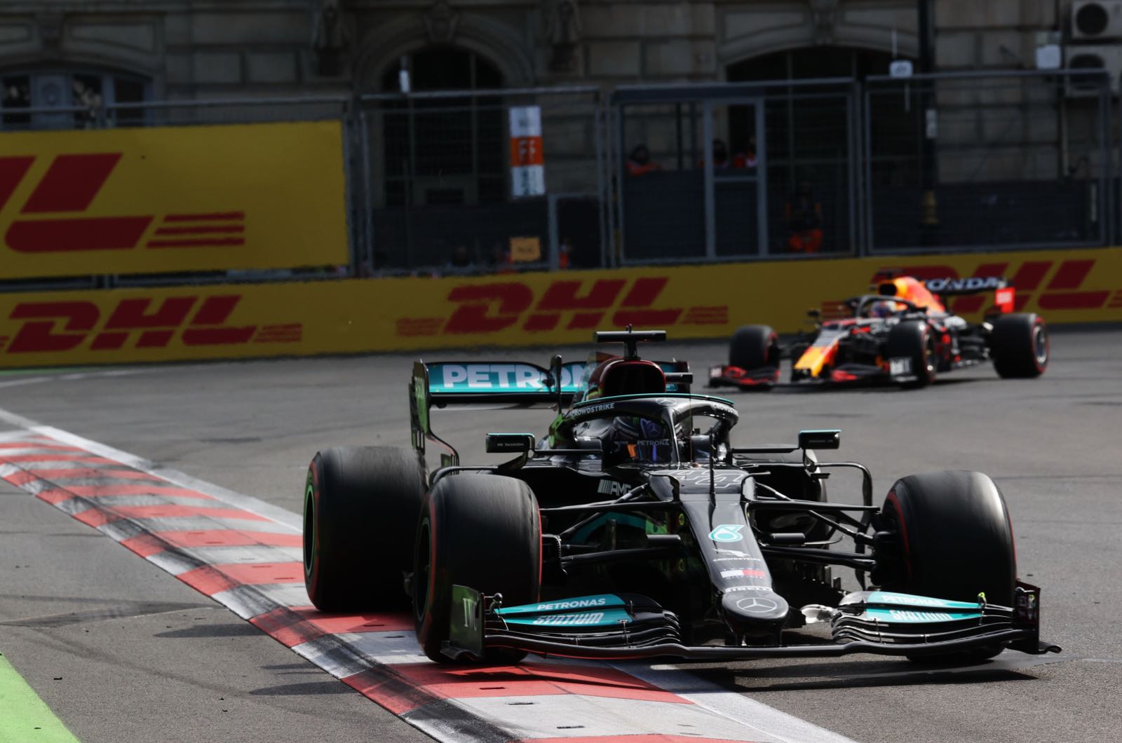 Hamilton making mistakes under pressure