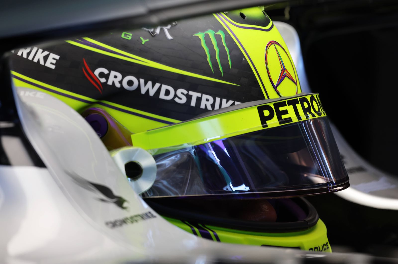 Hamilton, Brad Pitt working on F1 film script