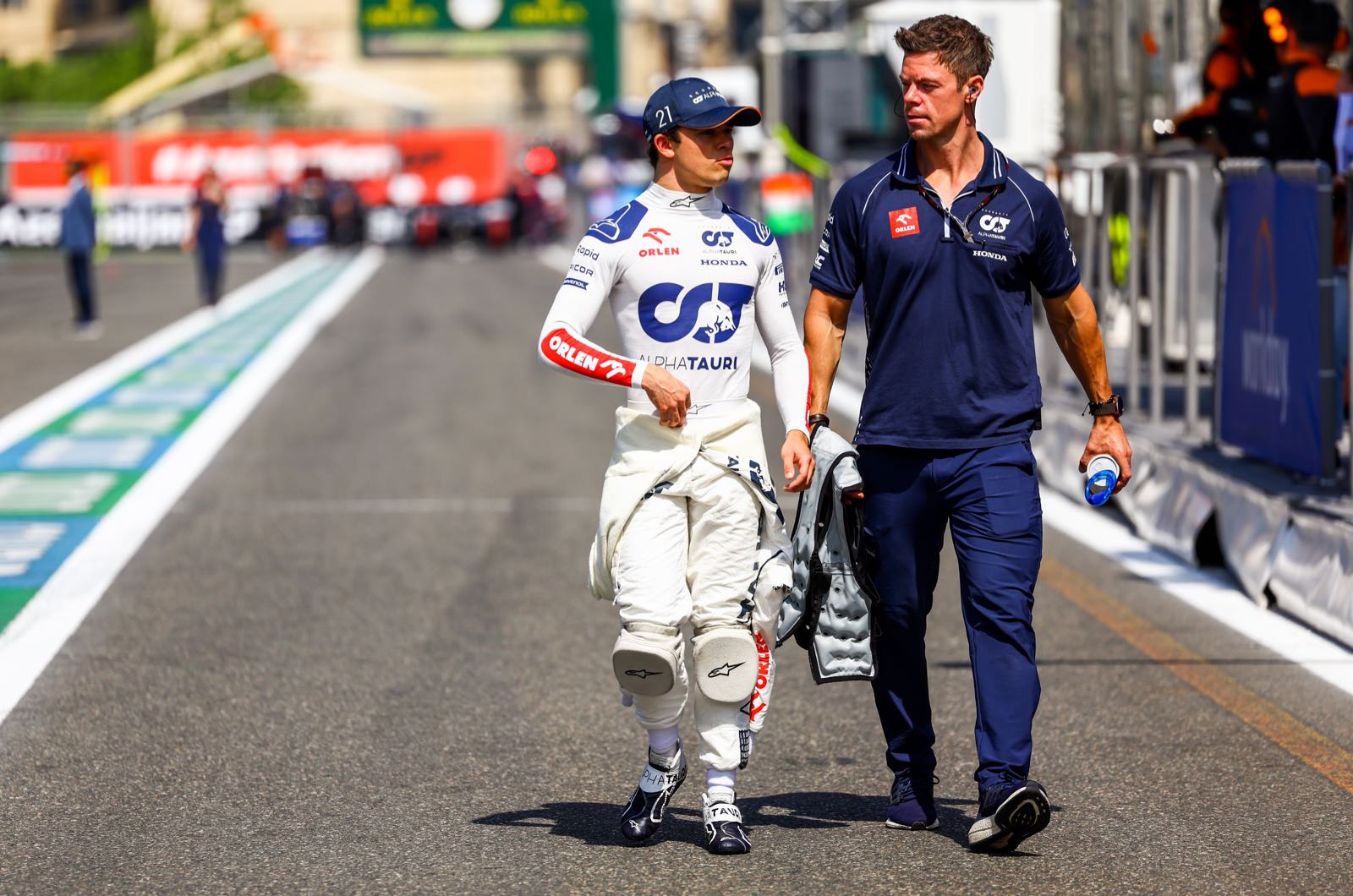 De Vries at risk of being fired by Marko