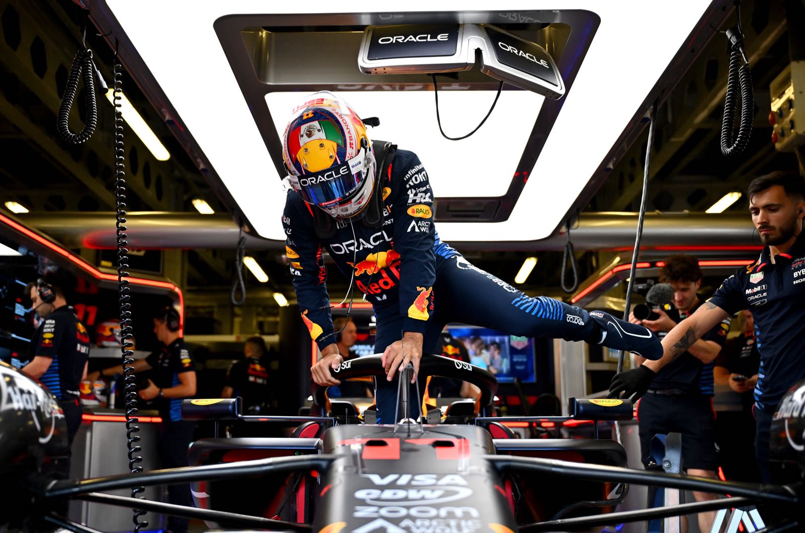 Perez could join Ricciardo in sudden F1 exit