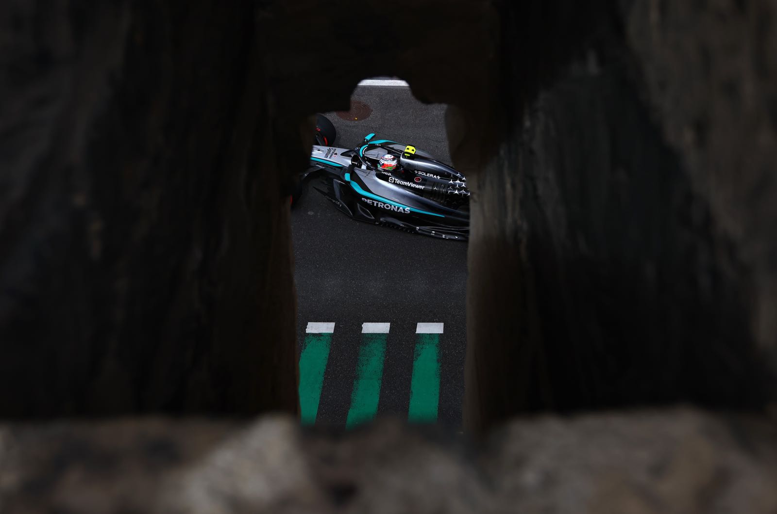 Wolff reassures drivers amid contract uncertainty