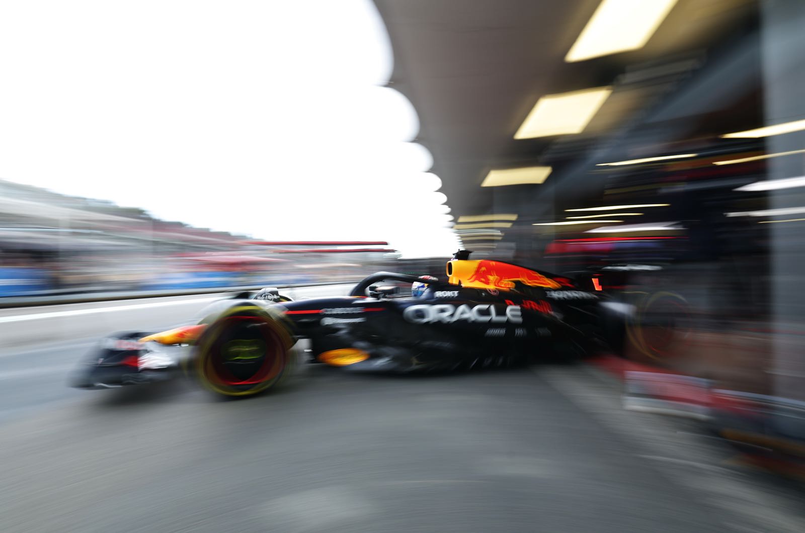Verstappen puts title chances at 50 percent