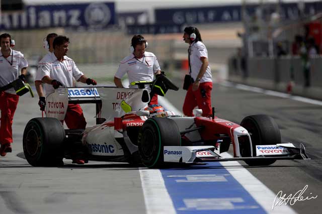 Practice 3 Report - The car in front is a Toyota...