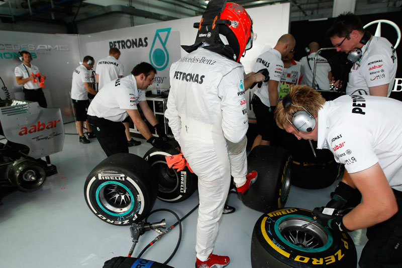 Problem hit Schumacher but Brawn still optimistic