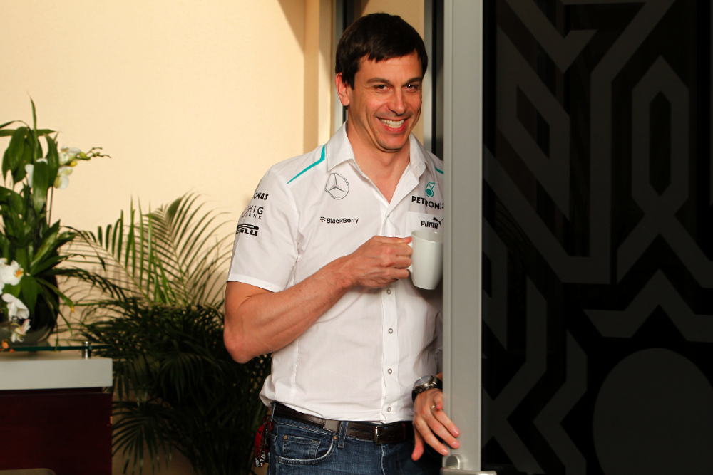 Wolff trying to lure Brawn back to Mercedes