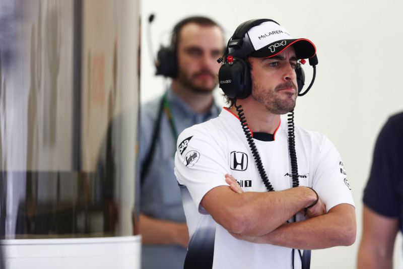 McLaren admits Alonso return talks ongoing