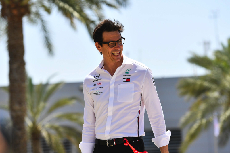 Wolff says talks with Mercedes on right track