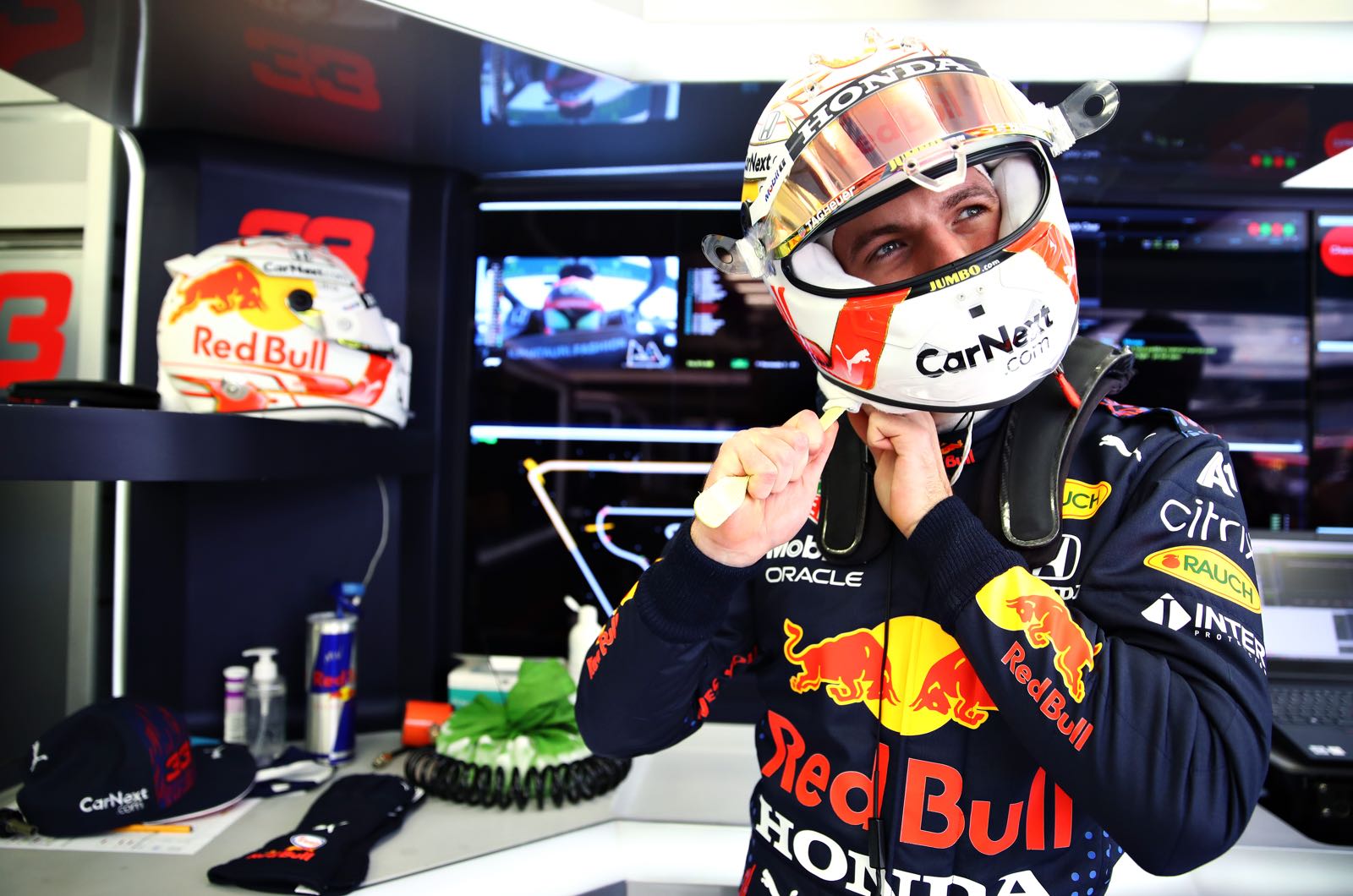 F1 back to 2014 performance next year says Verstappen