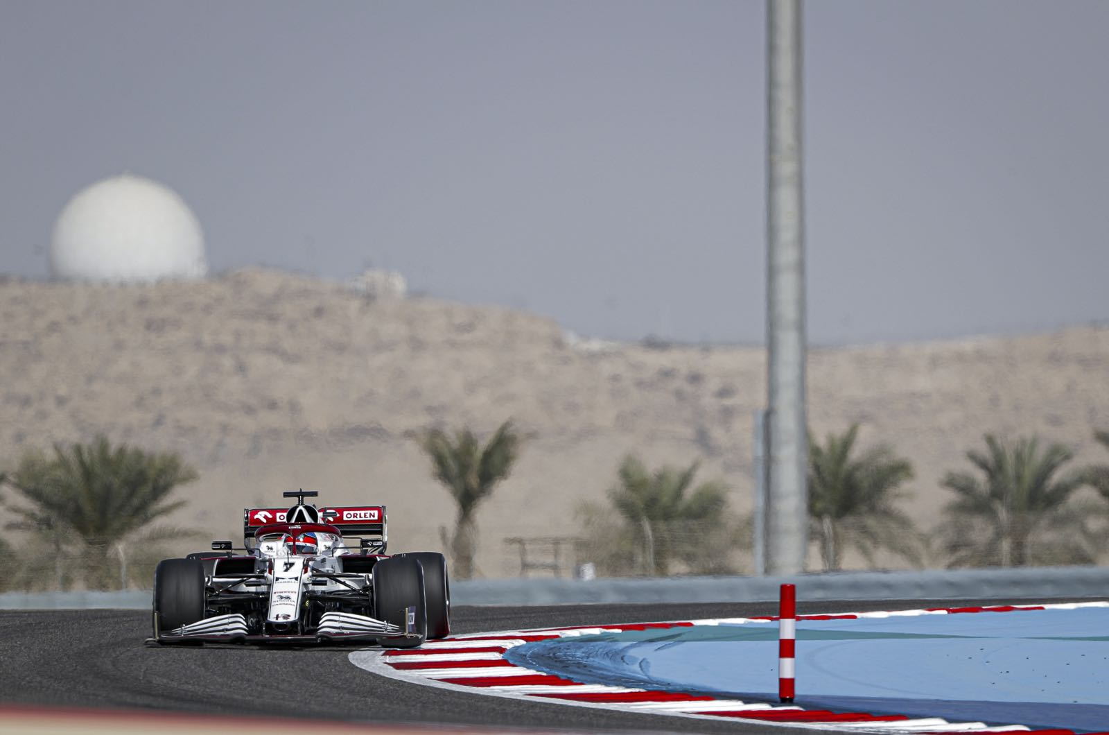 Williams, Alfa Romeo turn focus to 2022