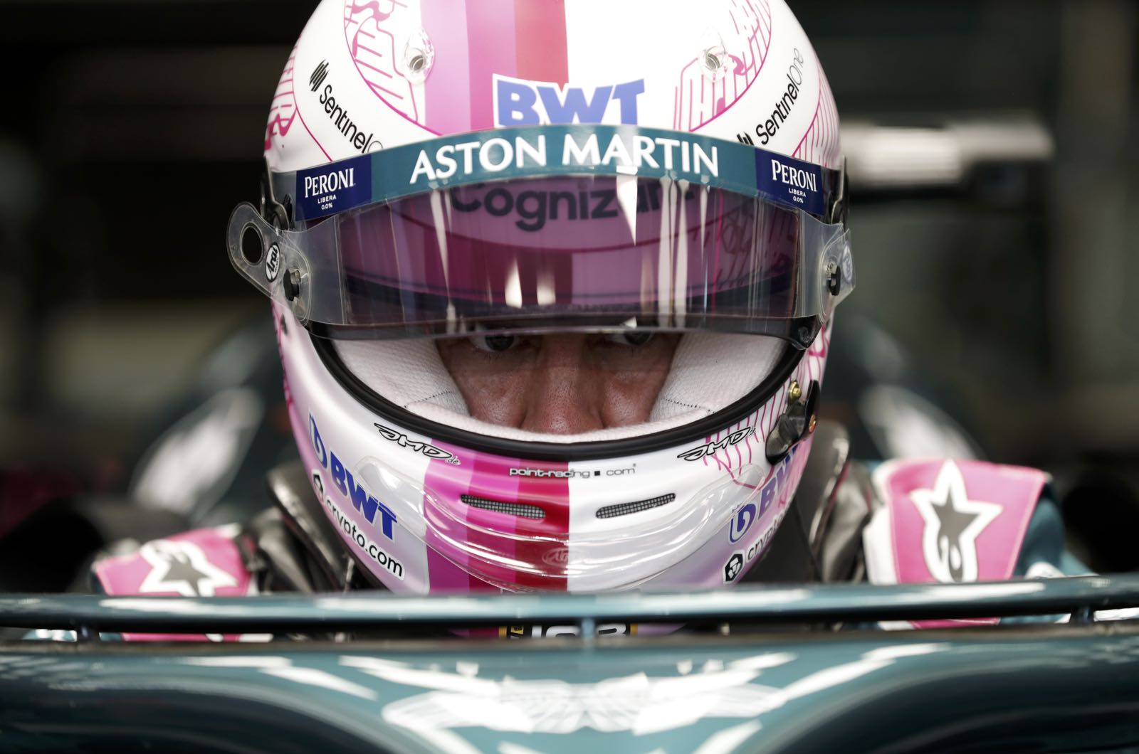 Vettel never good under pressure says Berger