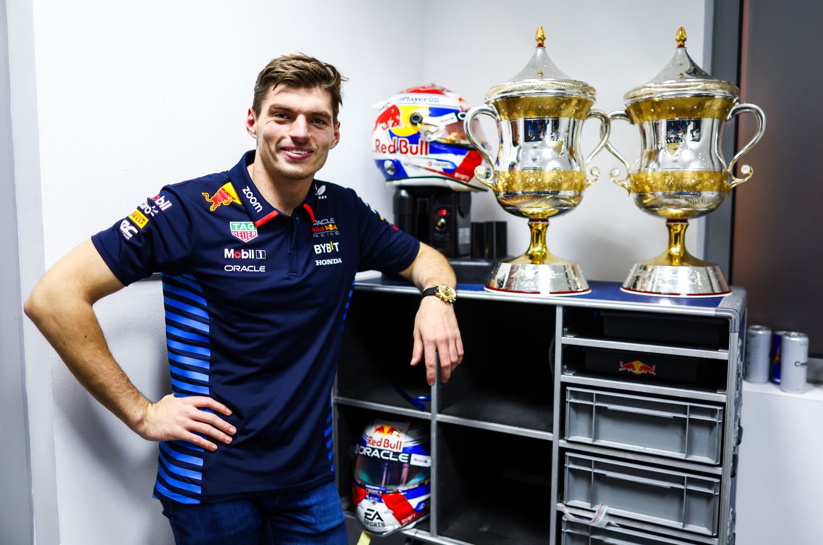 Wolff happy to wait for Verstappen amid Red Bull chaos