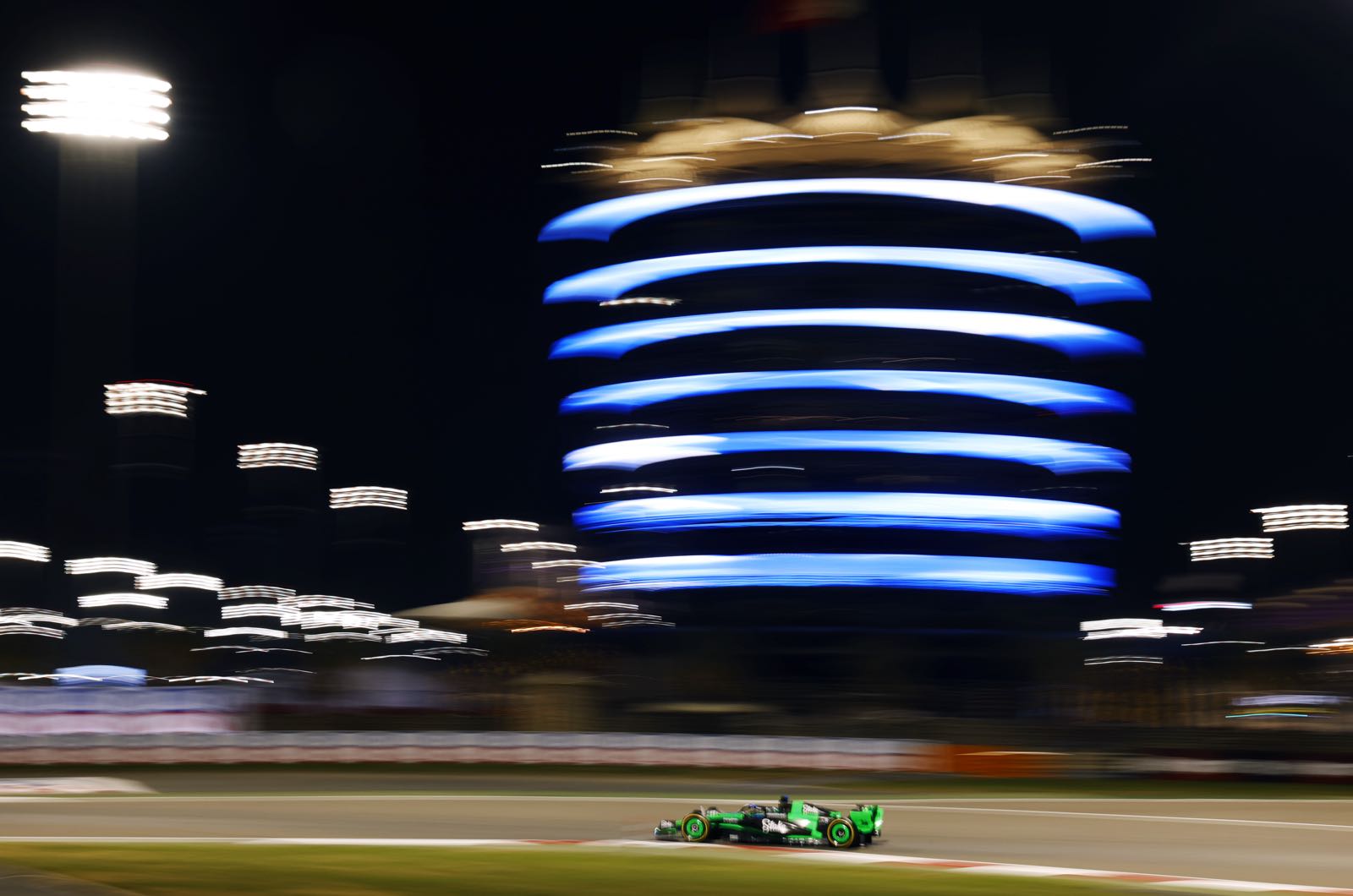 Audi targets full 100 percent takeover of Sauber