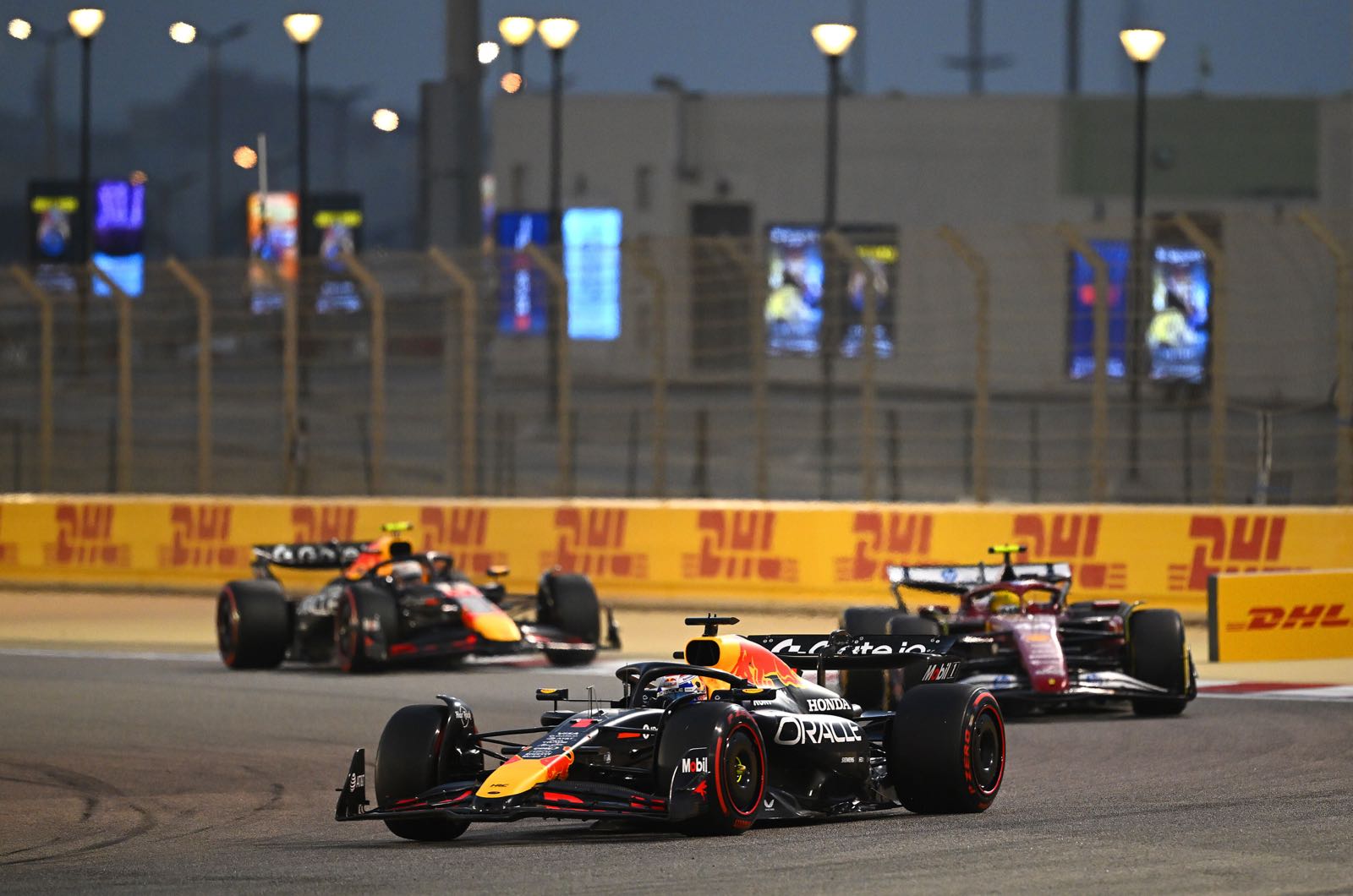 Honda backs away from Verstappen-to-Aston rumours