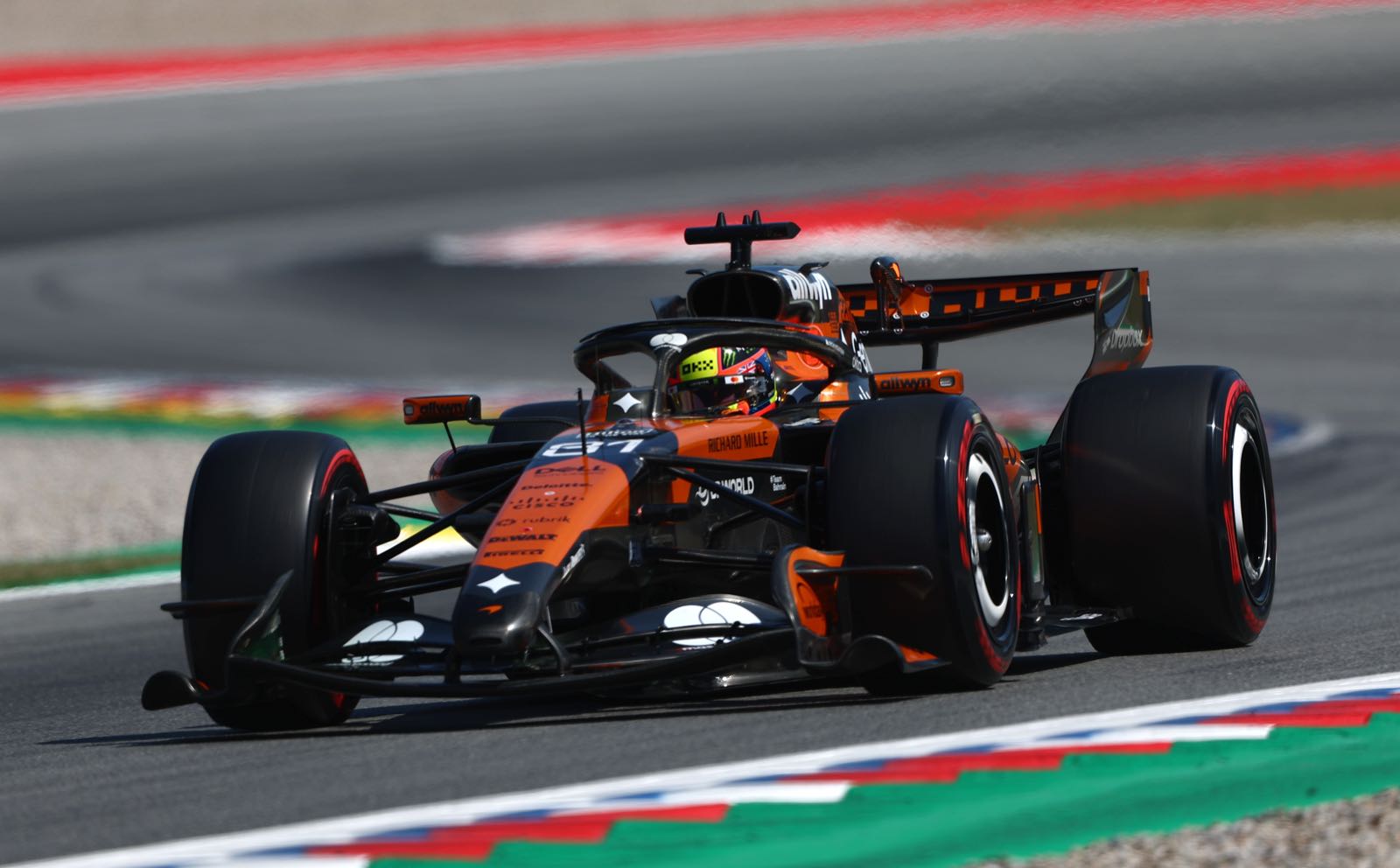 Piastri's stock falling as Norris pulls clear at McLaren