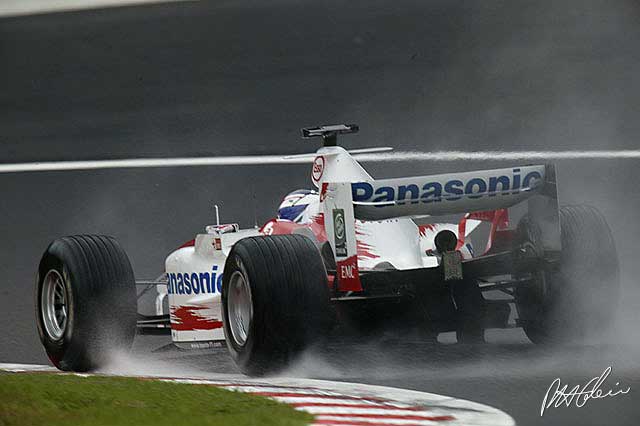 Panis signs for two years as Toyota tester