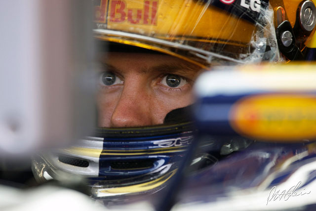 Vettel gives new Red Bull the thumbs up