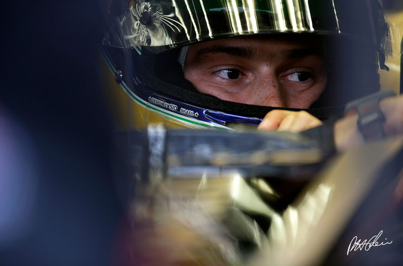 Renault confirms Senna as Heidfeld accepts settlement