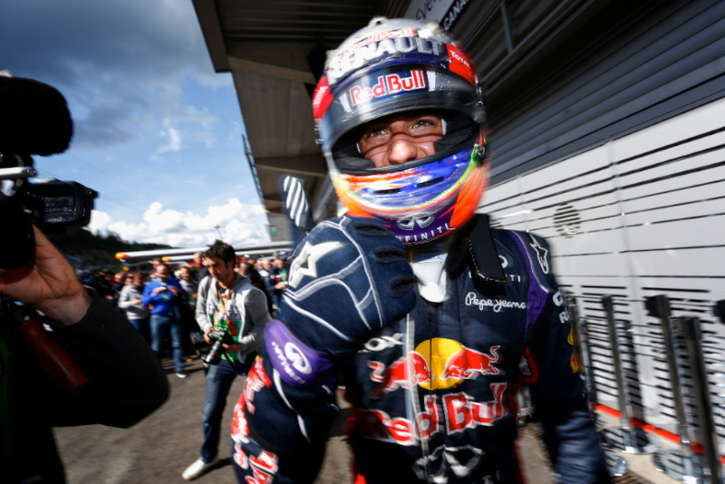 Ricciardo declares title hunt now on