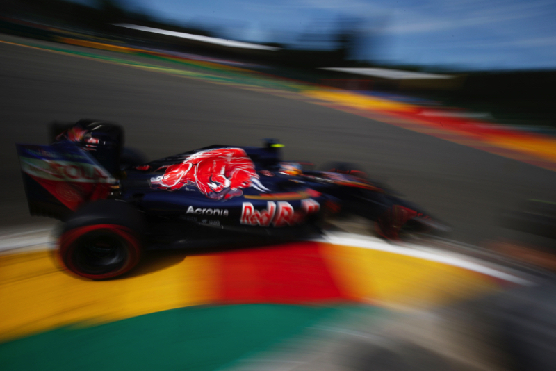Sainz worried Toro Rosso being left behind
