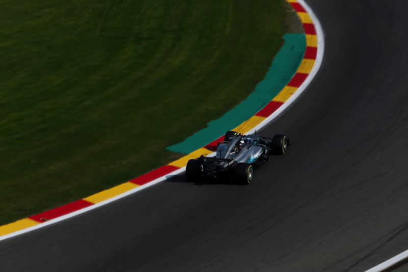 Hamilton tips Mercedes to re-sign Bottas