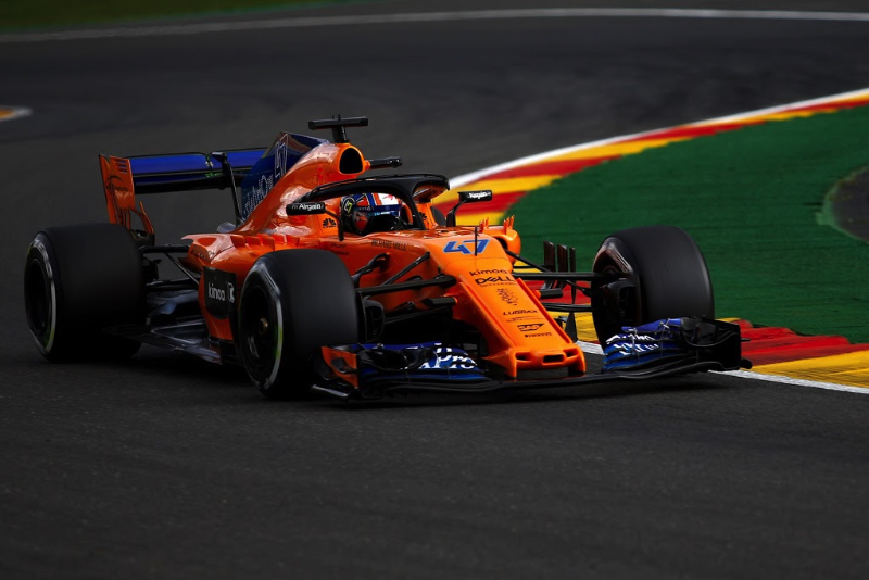 Sainz's father says 2019 McLaren has new philosophy