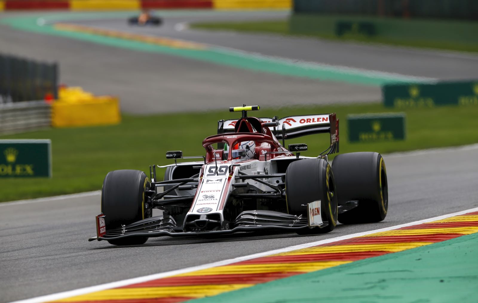 FIA to investigate Giovinazzi crash