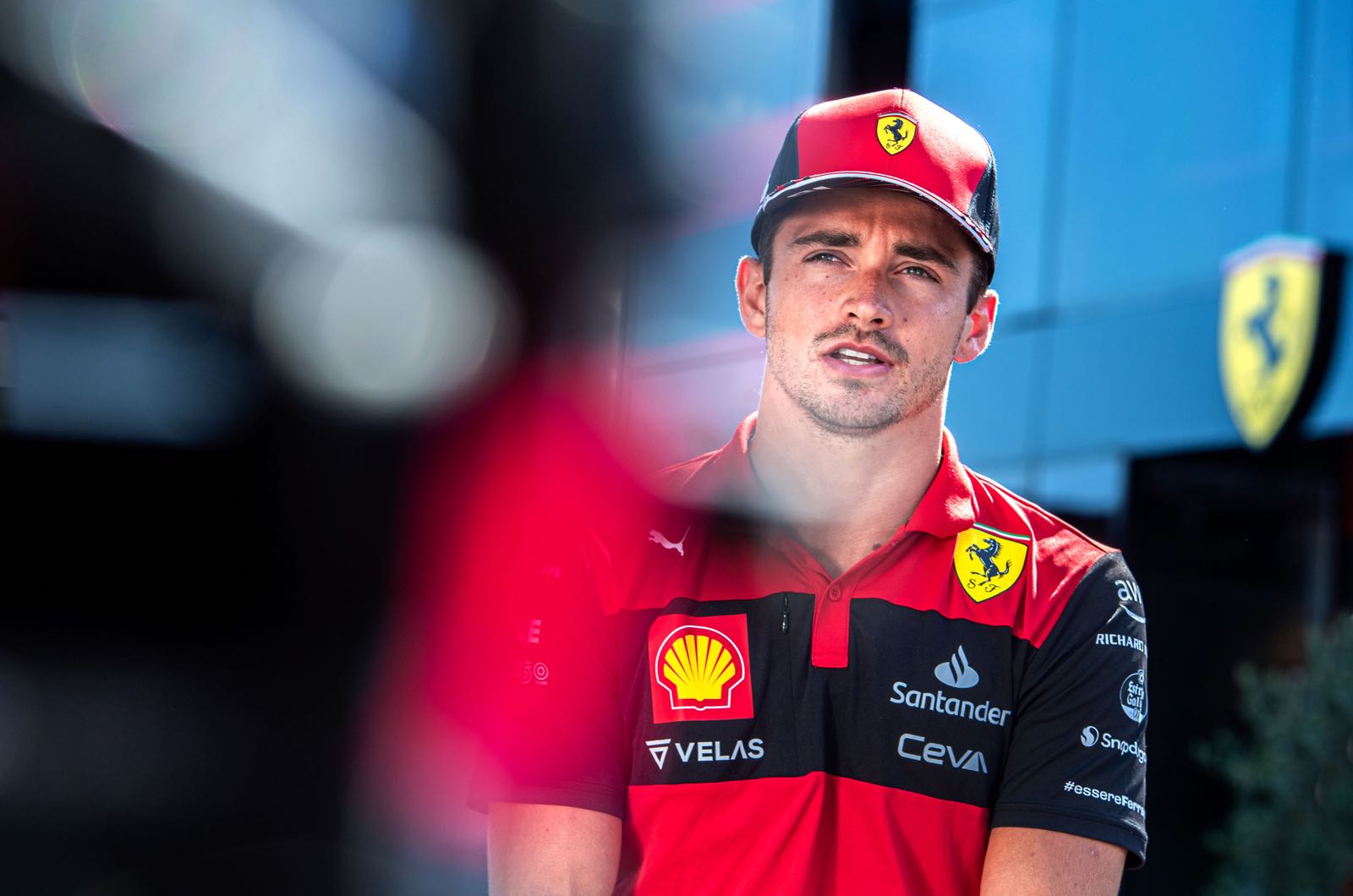Leclerc plays down Vasseur contract talks