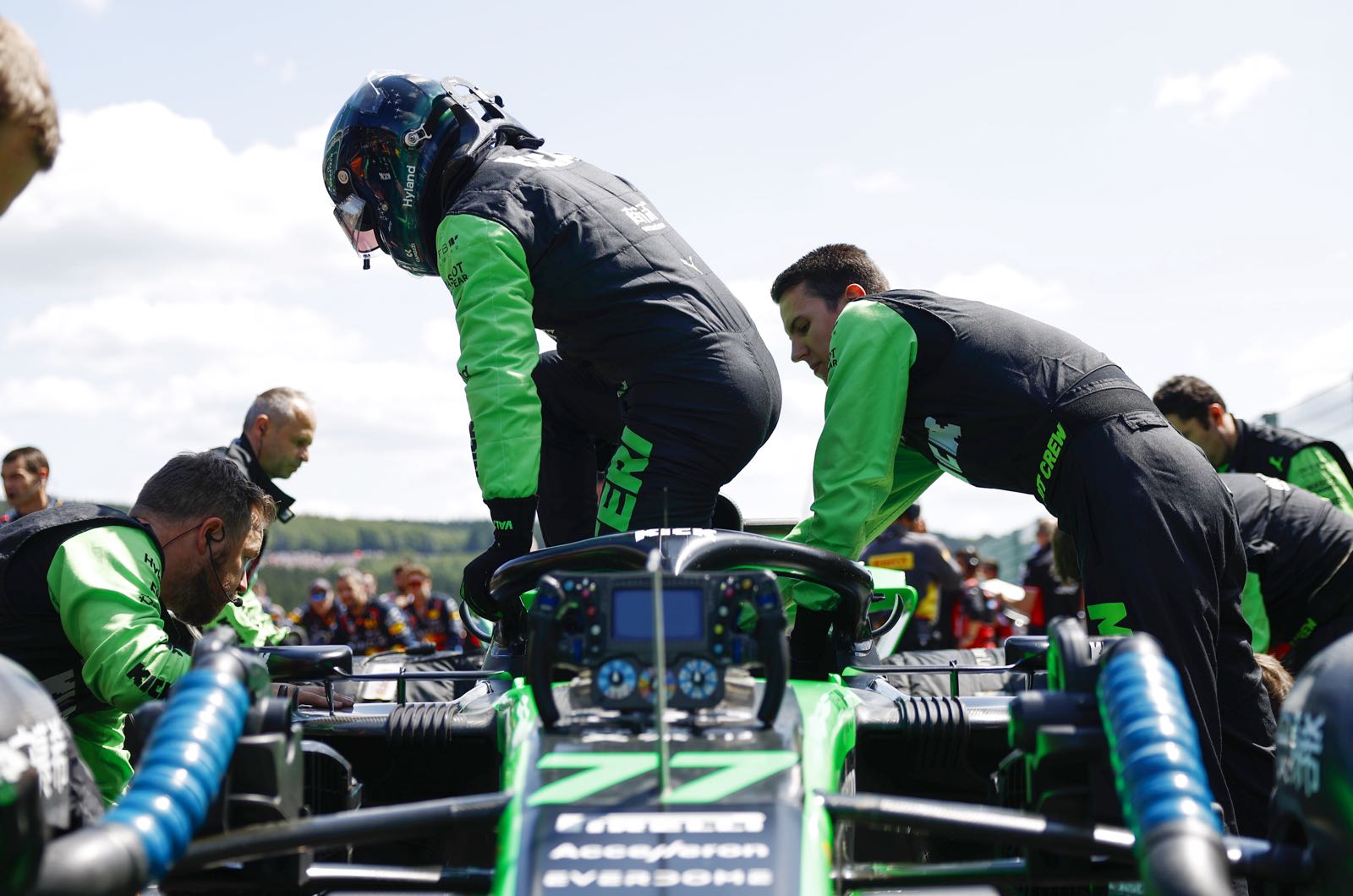 Mercedes will let me race in 2025, Bottas thinks
