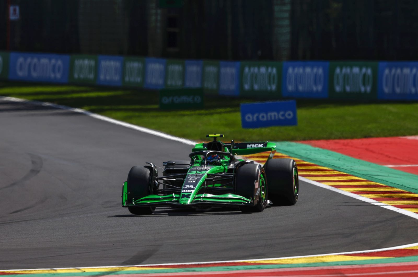 F1 pundits say Zhou doesn't deserve race seat