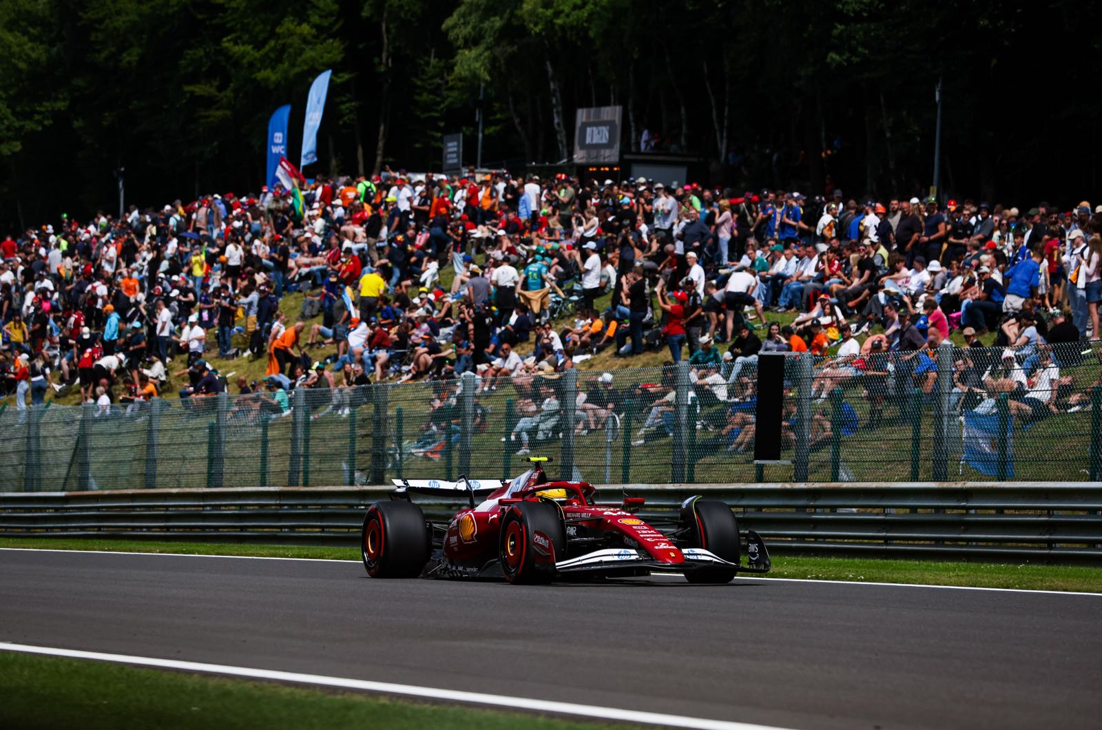 Practice 1 Report - Hamilton leads Ferrari at Monza