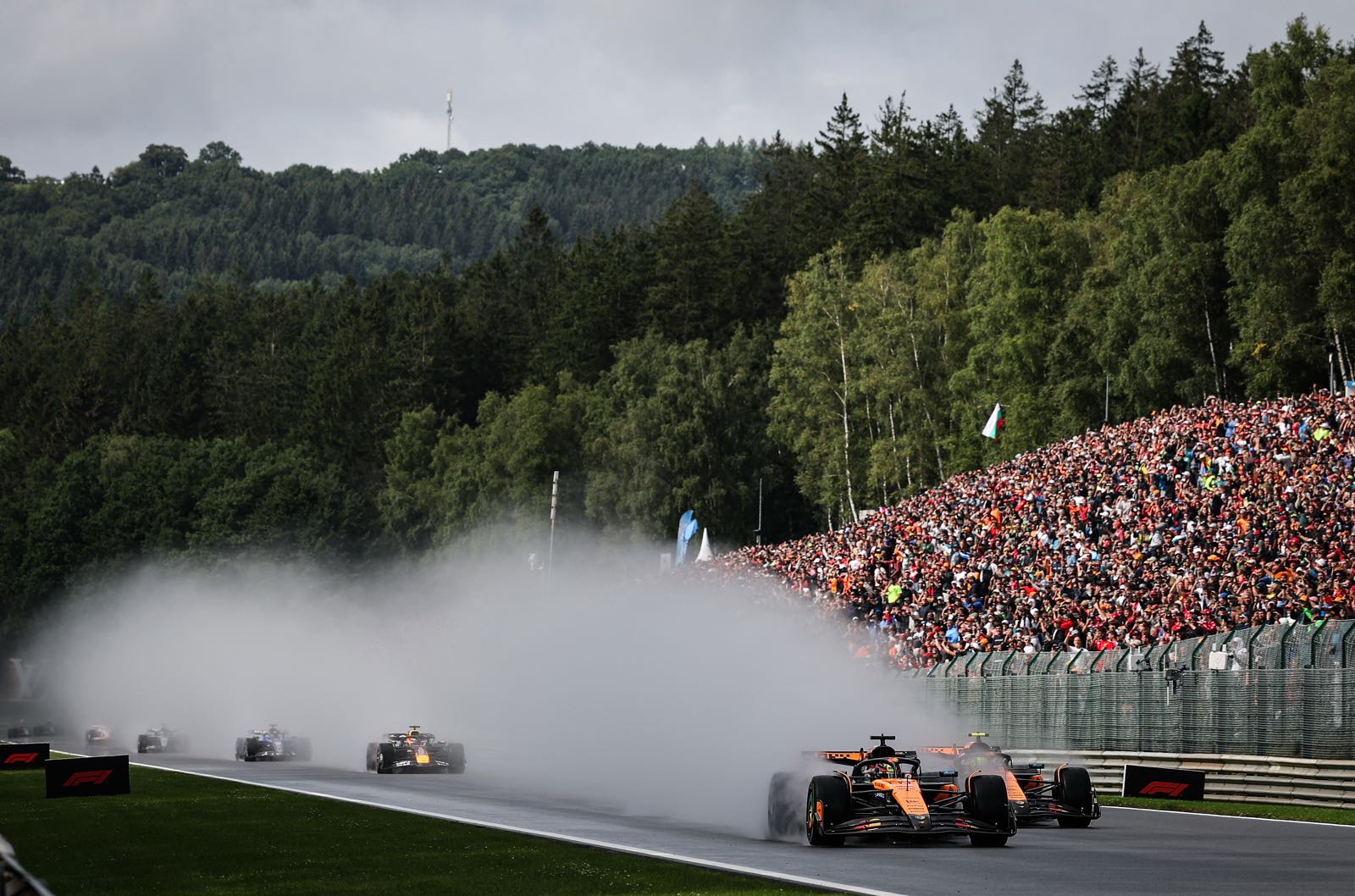 F1 engine row deepens, FIA weighing one-year compromise
