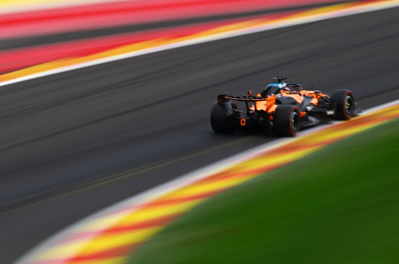 Piastri a passenger as Wolff admits disadvantage