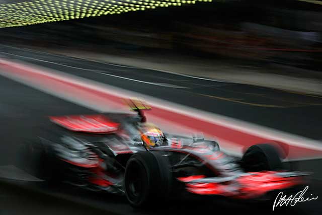 Practice 2 Report - Hamilton to the fore