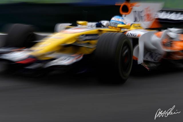 Practice 2 Report - Renault's Friday afternoon special