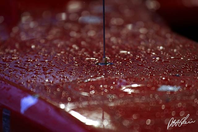 It is raining in Sao Paulo