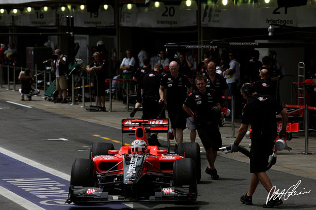 Marussia takes Virgin stake
