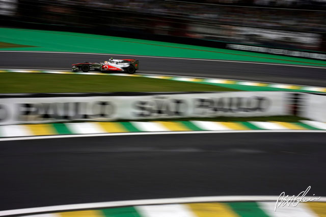 KERS and adjustable rear wings set to tax drivers