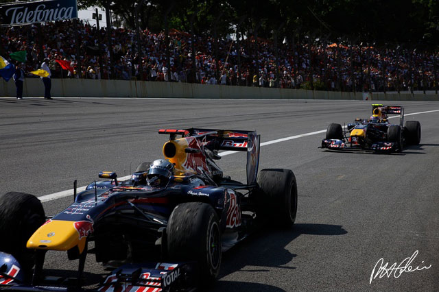 Race Notes - Vettel wins Red Bull 1-2 at Brazilian GP