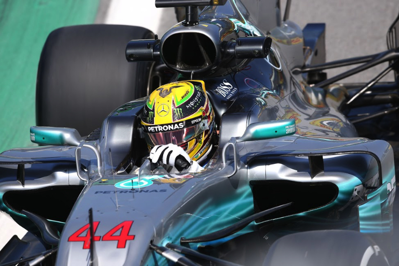 New rules to make F1 like driving a bus says Hamilton