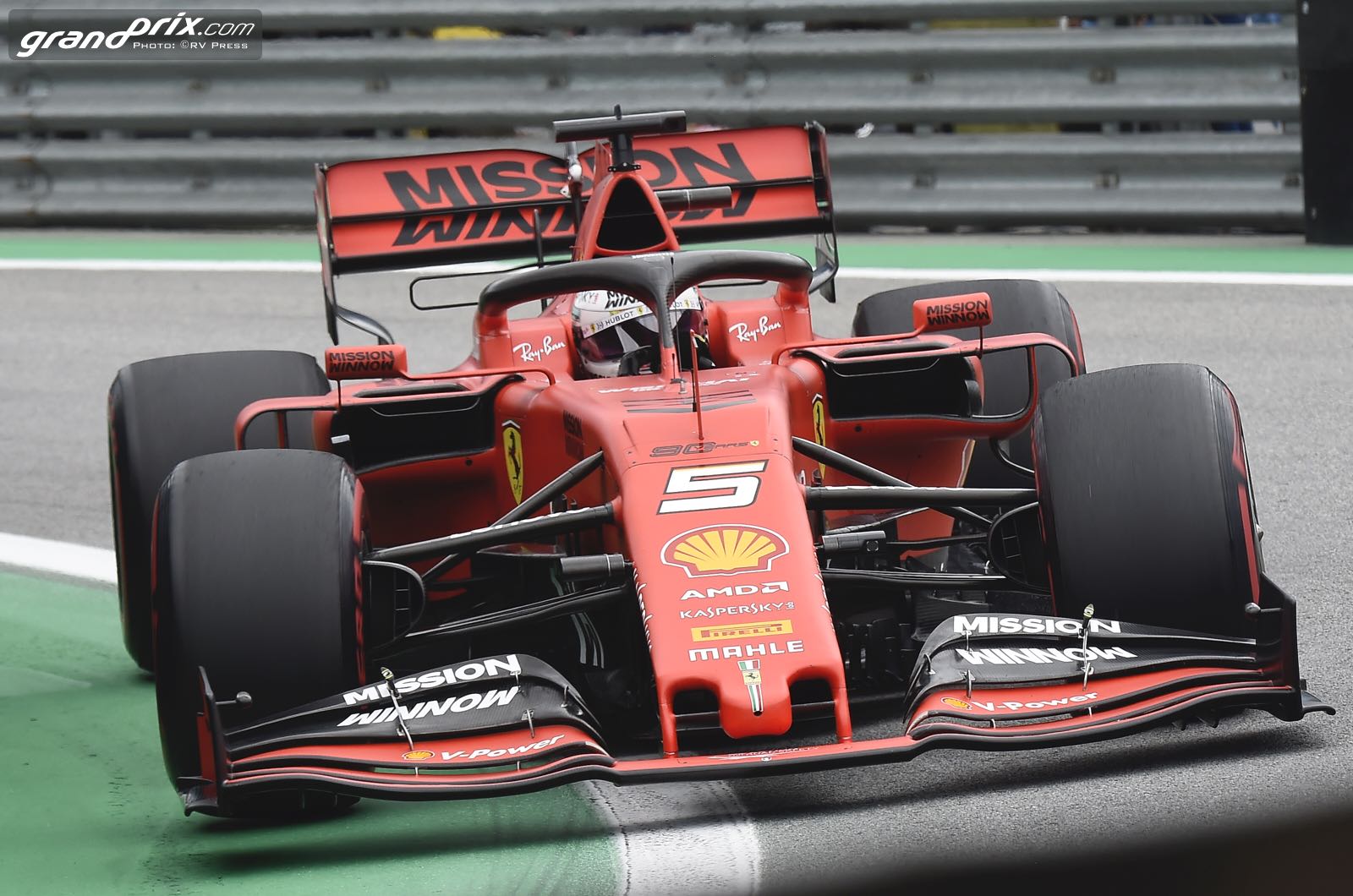 No retirement in foreseeable future says Vettel