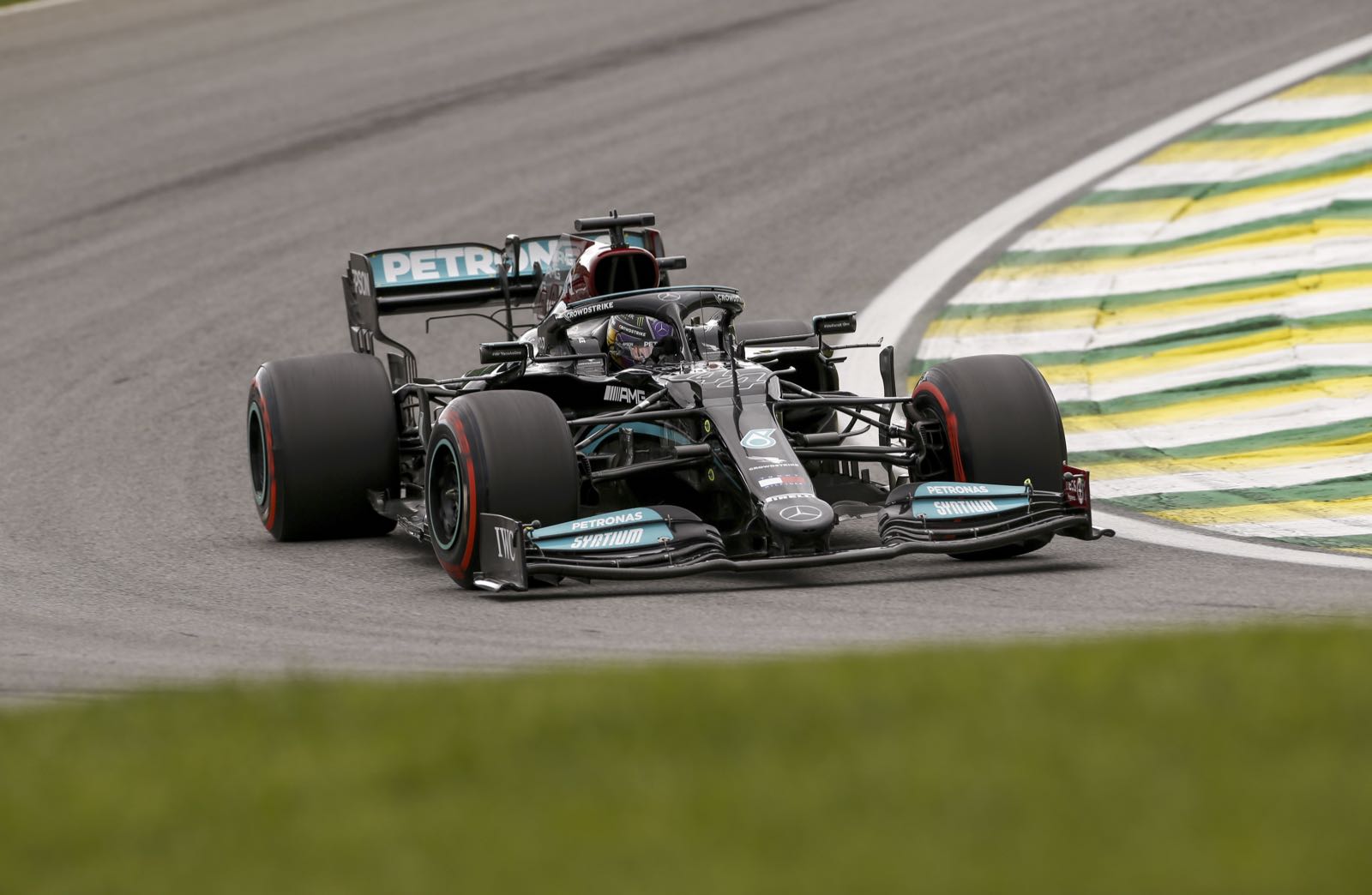 Race Notes - Hamilton wins Brazilian GP ahead of Verstappen
