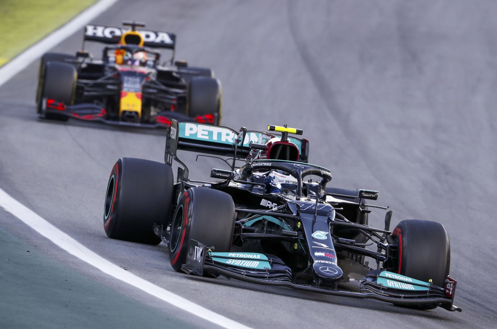 Mercedes denies failing 2022 crash test