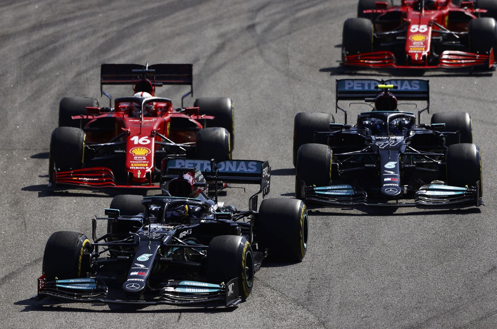 2022 cars not slow anymore says Sainz