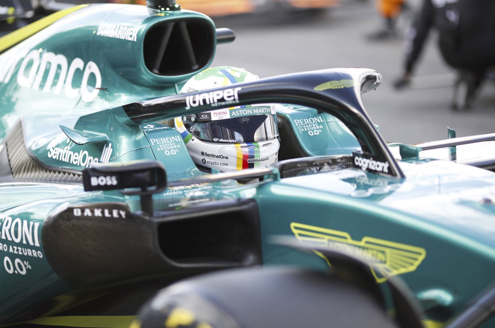 Porsche waiting for Vettel's comeback decision