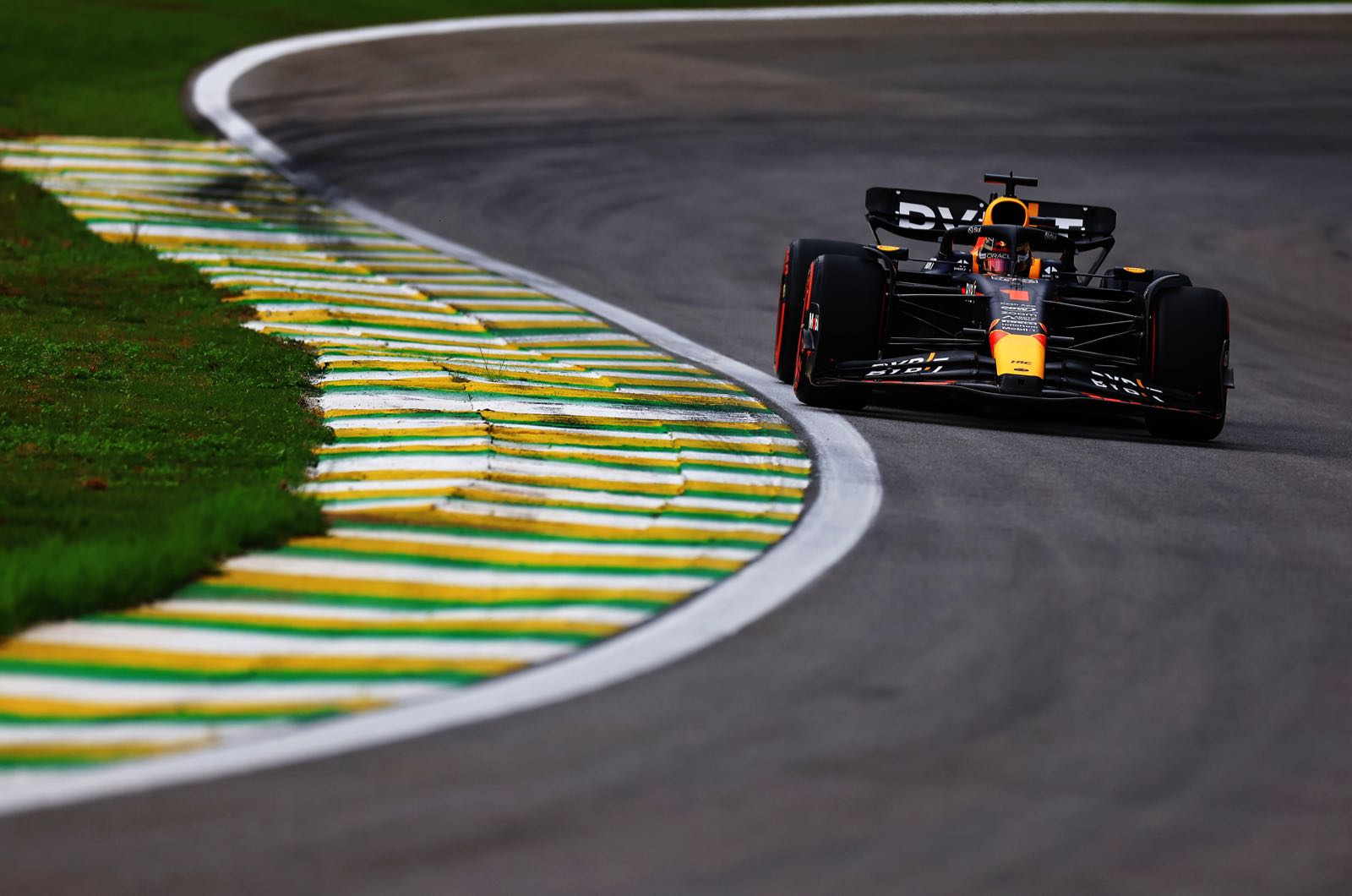 Sprint Race Report - Verstappen wins sprint